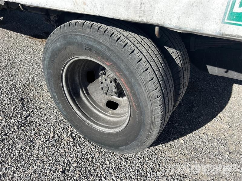 Ford F-350 Flatbed / Dropside trucks
