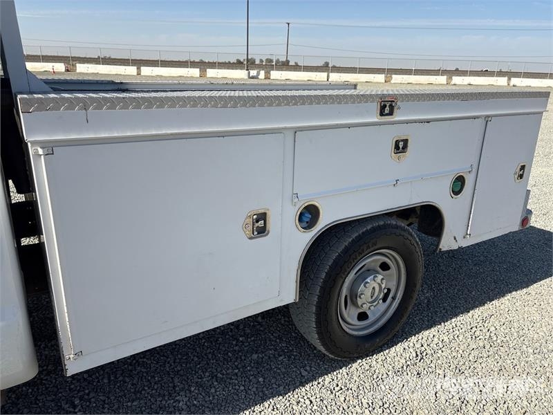 Ford F-350 4x2 Extended Cab Utility Truck 皮卡.傳統半斗卡車/側卸板