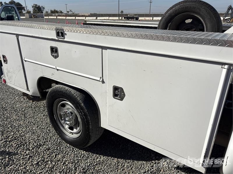 Ford F-350 4x2 Extended Cab Utility Truck 皮卡.傳統半斗卡車/側卸板