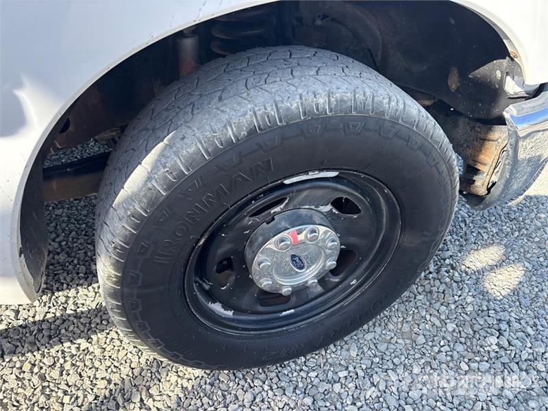 Ford F-350 4x2 Extended Cab Utility Truck 皮卡.傳統半斗卡車/側卸板
