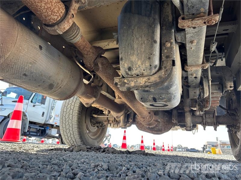 Ford F-350 4x2 Extended Cab Utility Truck Vieglais kravas automobilis/izkraušana no sāniem