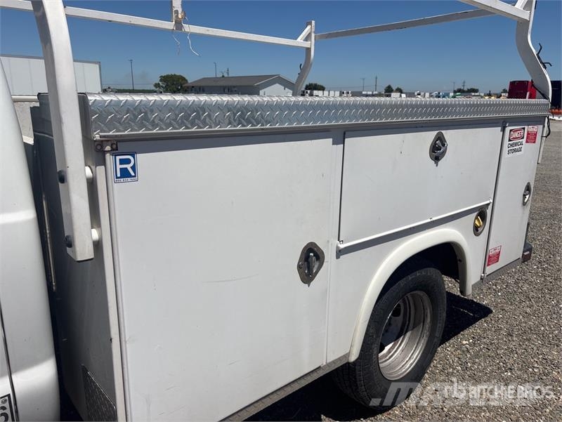 Ford F-350 4x2 Extended Cab Utility Truck Caja abierta/laterales abatibles