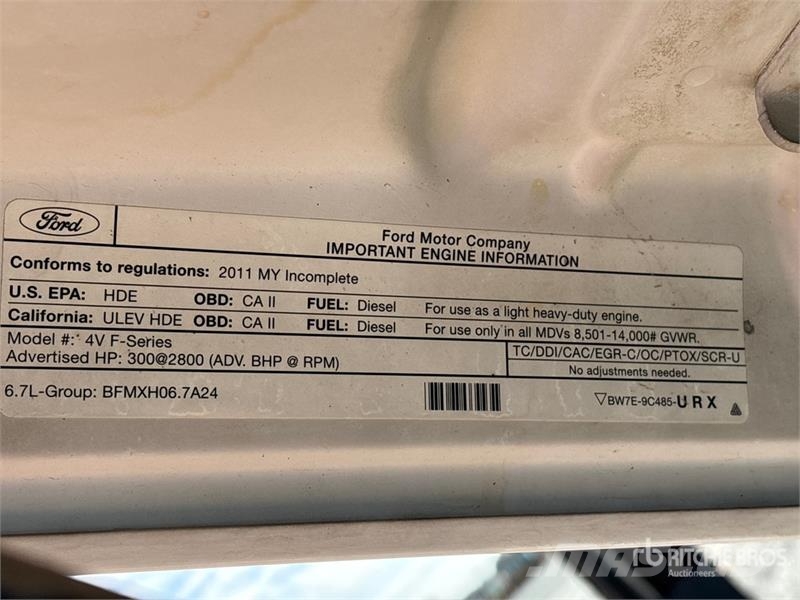 Ford F-350 4x2 Extended Cab Utility Truck 皮卡.傳統半斗卡車/側卸板