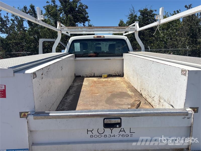 Ford F-350 4x2 Extended Cab Utility Truck Caja abierta/laterales abatibles