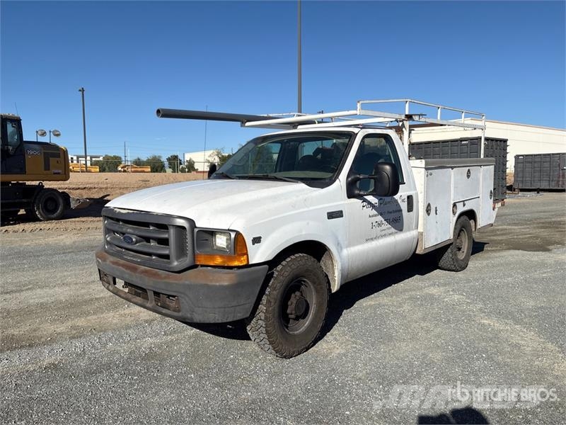 Ford F-350 4x2 Utility Truck Пікапи / Бічне розвантаження