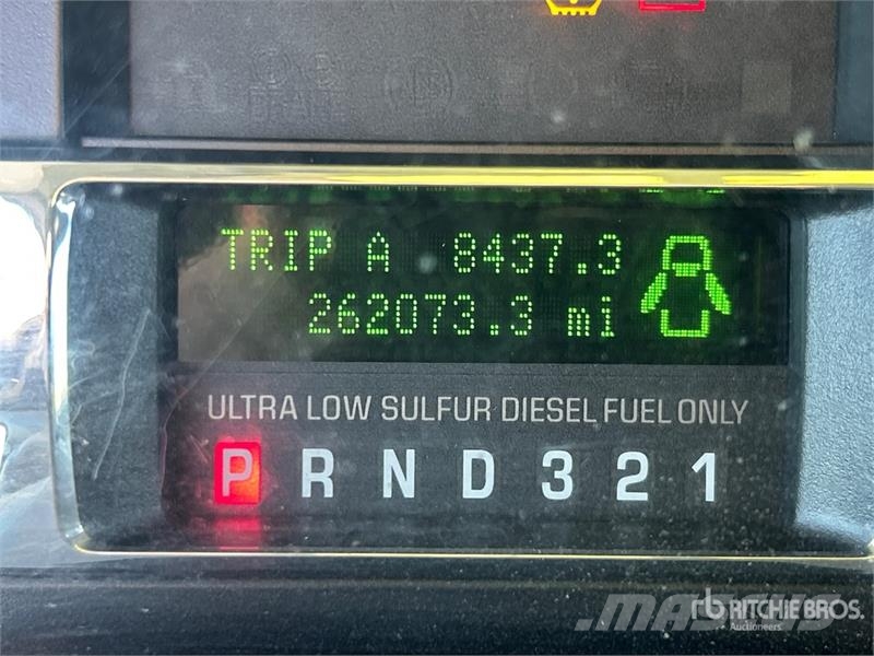Ford F-350 4x4 Crew Cab Pickup 其他