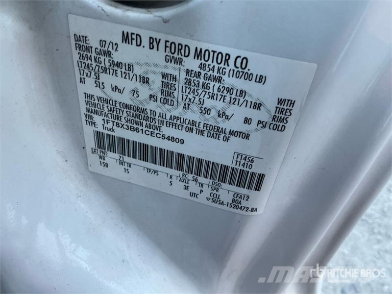 Ford F-350 4x4 Extended Cab Pickup 其他