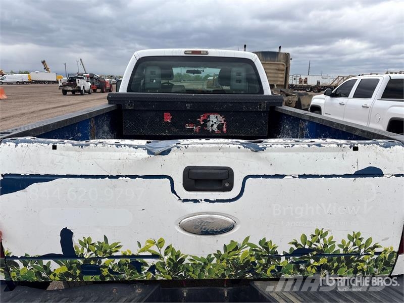 Ford F-350 4x4 Extended Cab Pickup Άλλα Vans