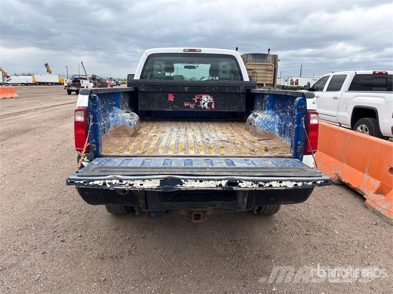 Ford F-350 4x4 Extended Cab Pickup Άλλα Vans
