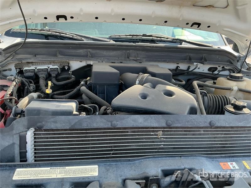 Ford F-350 4x4 Extended Cab Utility Truck (Inoperable) Pick up/Dropside