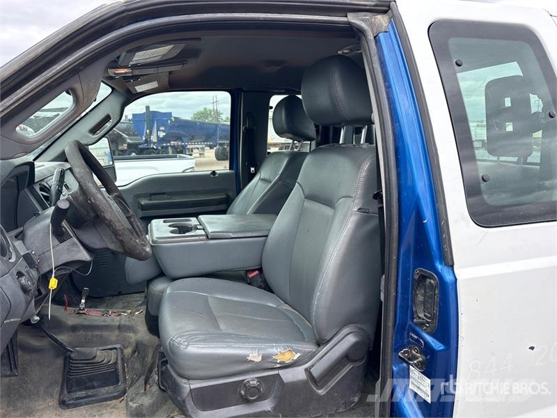 Ford F-350 4x4 Extended Cab Pickup Άλλα Vans