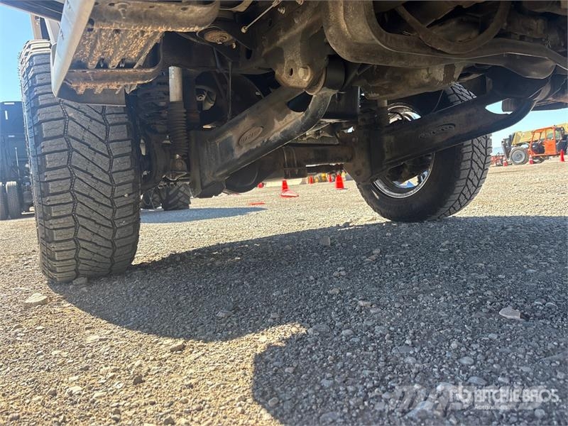 Ford F-350 King Ranch 4x4 Crew Cab Pickup Autre fourgon / utilitaire