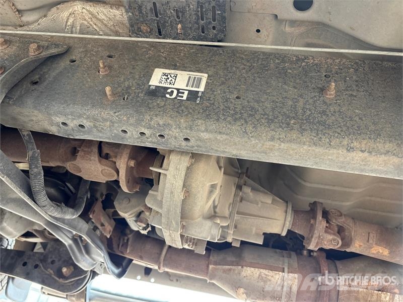 Ford F-350 Lariat 4x4 Crew Cab Pickup その他