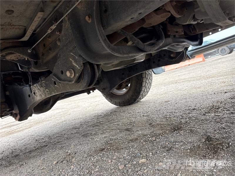 Ford F-350 Lariat 4x4 Crew Cab Pickup その他