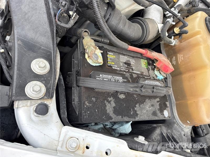 Ford F-350 Lariat 4x4 Crew Cab Pickup その他