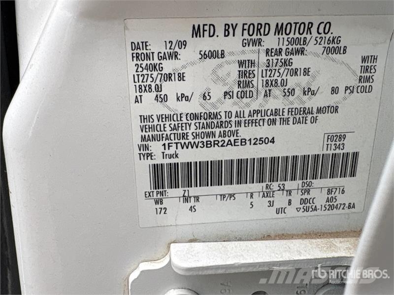 Ford F-350 Lariat 4x4 Crew Cab Pickup その他