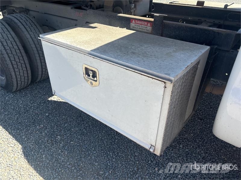 Ford F-350 XL 4x2 Chipper Truck 碎木车