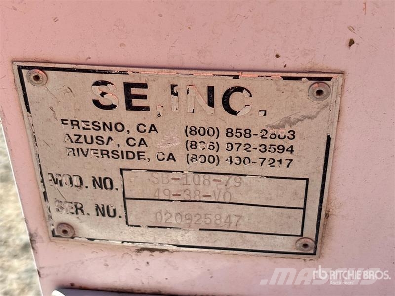 Ford F-350 XL 4x2 Crew Cab Utility Truck Pikapai / Bortiniai sunkvežimiai
