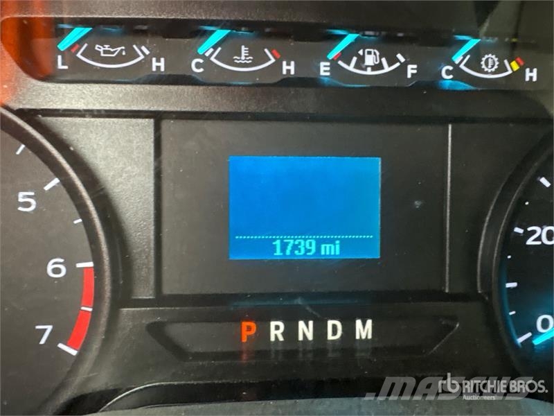 Ford F-350 XL 4x2 Crew Cab Utility Truck Pickup/Sideaflæsning