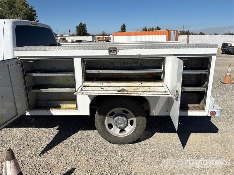 Ford F-350 XL 4x2 Crew Cab Utility Truck Pikapai / Bortiniai sunkvežimiai