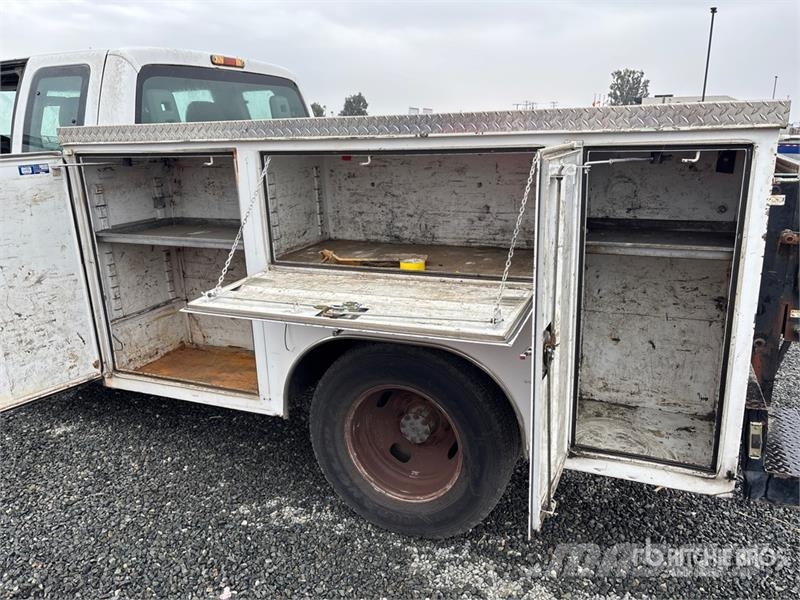 Ford F-350 XL 4x2 Extended Cab Utility Truck Vieglais kravas automobilis/izkraušana no sāniem