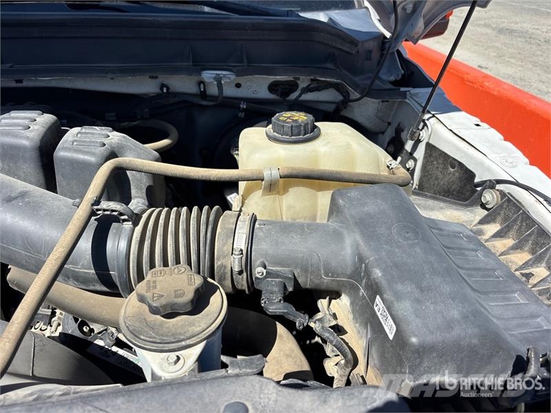 Ford F-350 XL 4x2 Extended Cab Pickup Muu