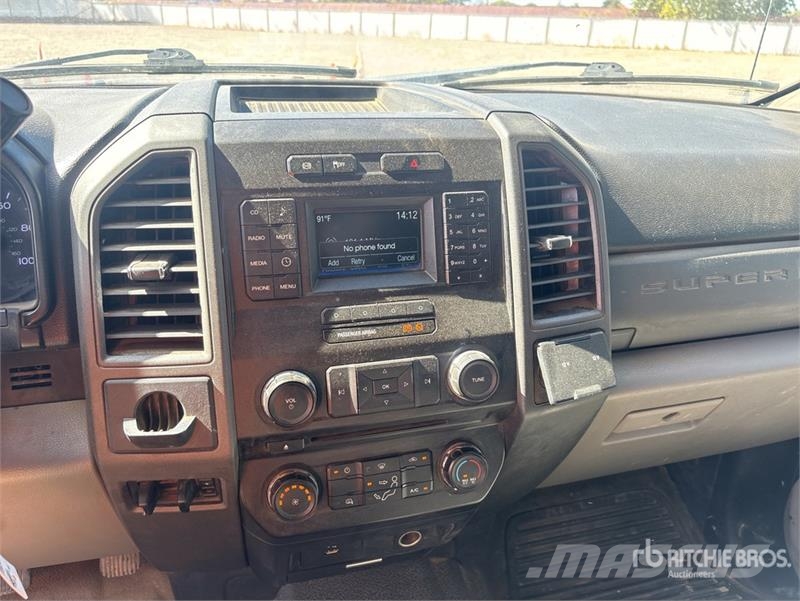 Ford F-350 XL 4x2 Extended Cab Utility Truck Vieglais kravas automobilis/izkraušana no sāniem