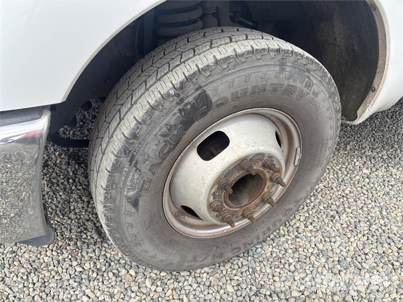 Ford F-350 XL 4x2 Extended Cab Pickup Pickup/Sideaflæsning