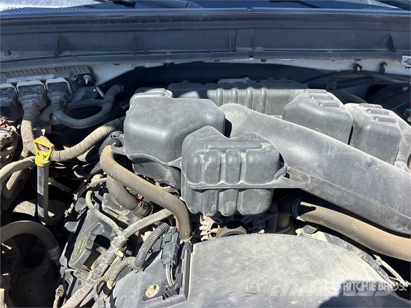 Ford F-350 XL 4x2 Extended Cab Pickup Muu