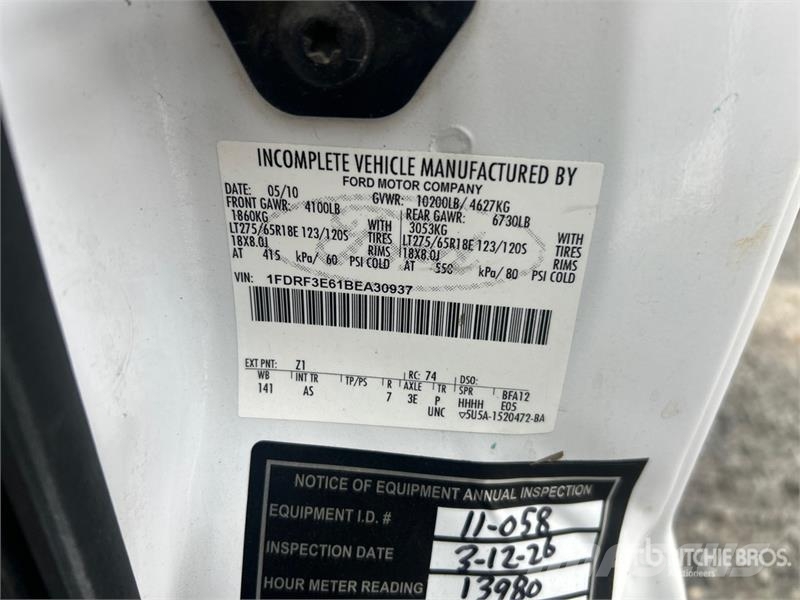 Ford F-350 XL 4x2 Service Truck 市政车