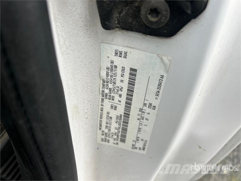 Ford F-350 XL 4x2 Utility Truck Utilitaire benne