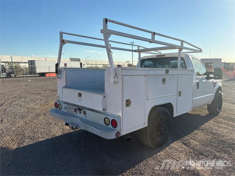 Ford F-350 XL 4x2 Utility Truck Prekucniki
