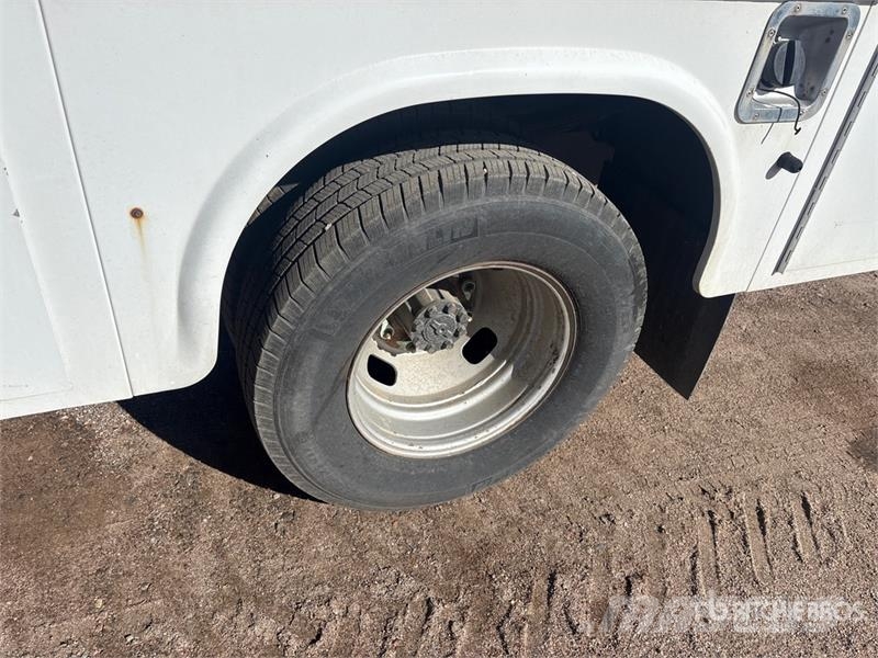 Ford F-350 XL 4x2 Utility Truck Pickup/Pritschenwagen