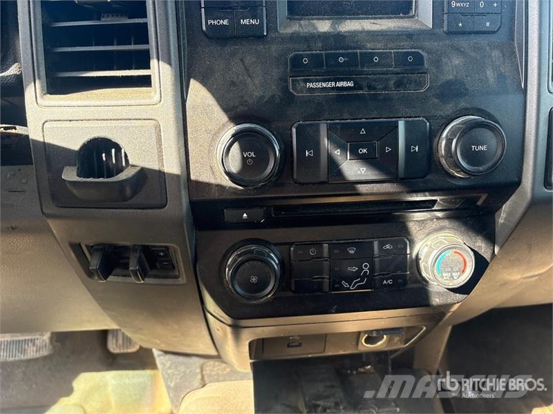 Ford F-350 XL 4x2 Utility Truck Pickup/Pritschenwagen