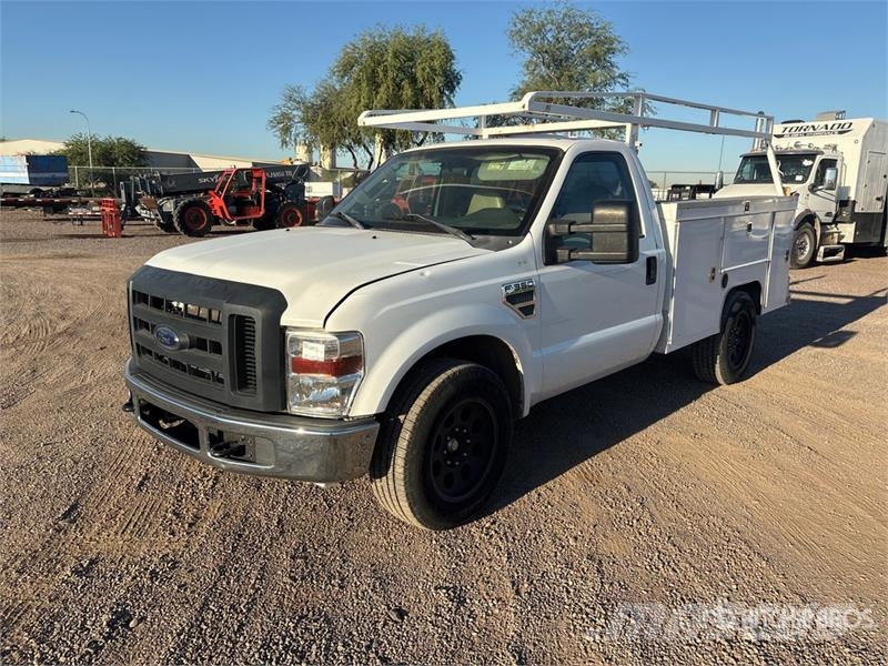Ford F-350 XL 4x2 Utility Truck Prekucniki