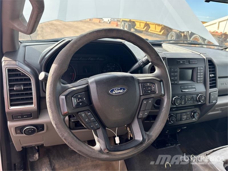 Ford F-350 XL 4x2 Utility Truck Pick up/Dropside