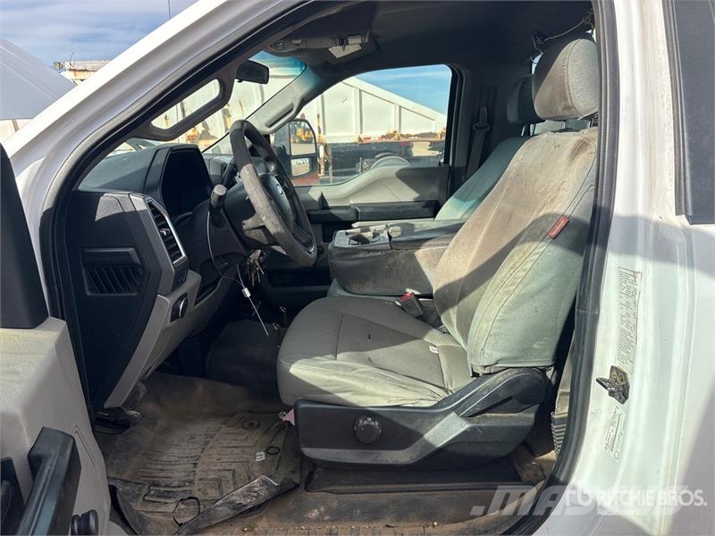 Ford F-350 XL 4x2 Utility Truck Pick up/Dropside