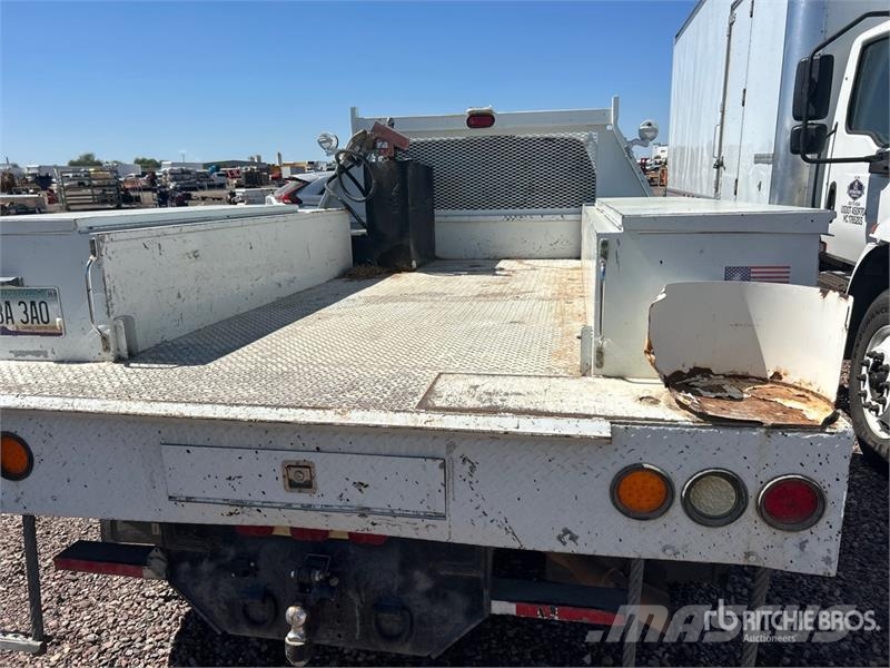 Ford F-350 XL 4x2 Utility Truck (Inoperable) شاحنات خفيفة/مفصلية الجوانب