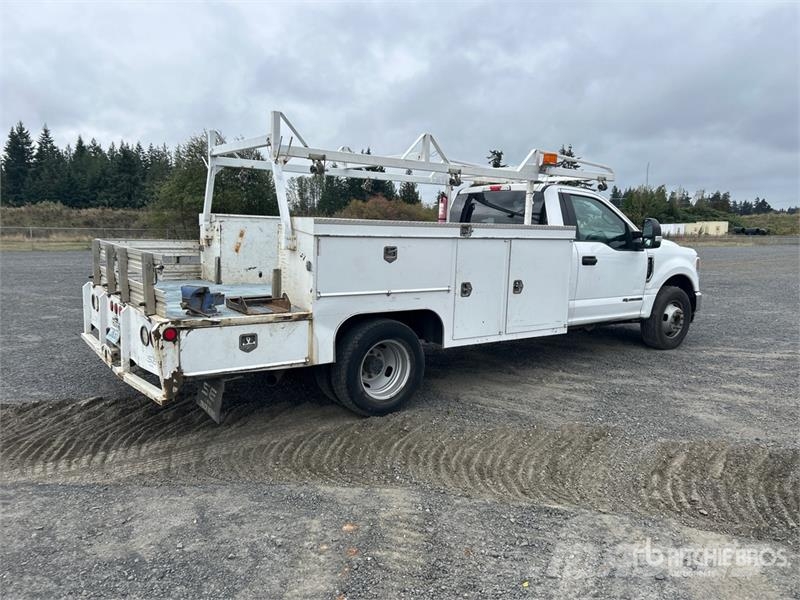 Ford F-350 XL 4x2 Utility Truck Utilitaire benne