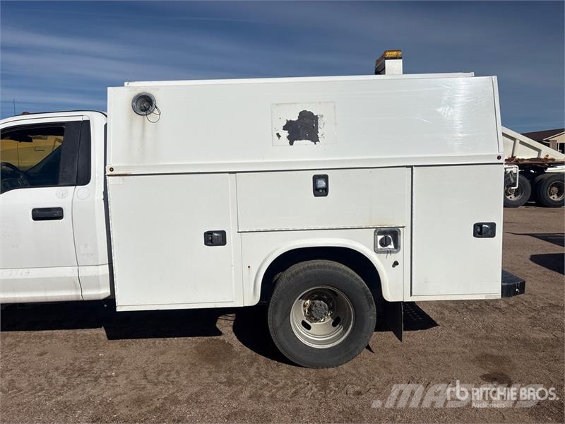 Ford F-350 XL 4x2 Utility Truck Pickup/Pritschenwagen