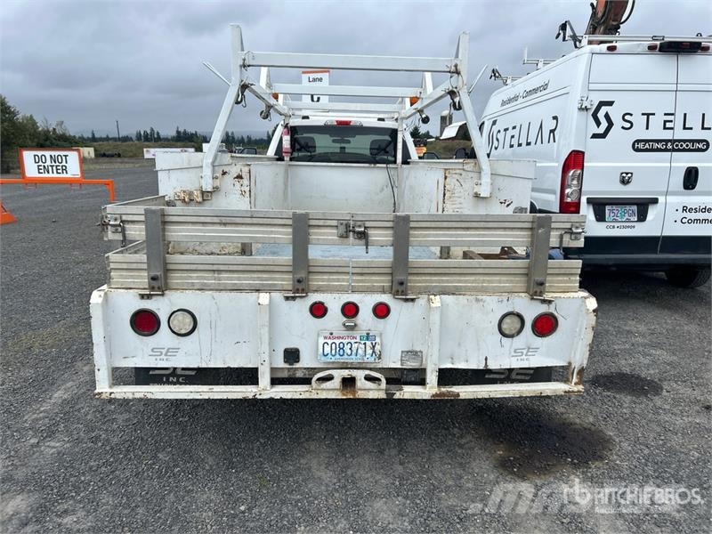 Ford F-350 XL 4x2 Utility Truck Utilitaire benne