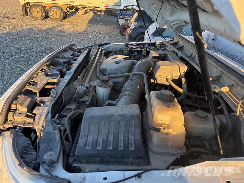 Ford F-350 XL 4x4 Crew Cab Flatbed Truck (Inoperable) Platformas/izkraušana no sāniem