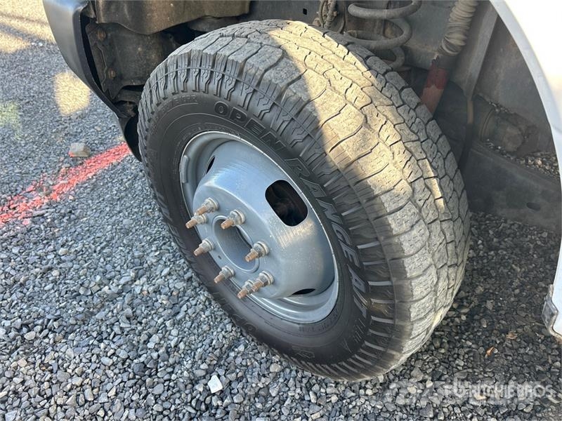 Ford F-350 XL 4x4 Crew Cab Utility Truck Pick up/Dropside
