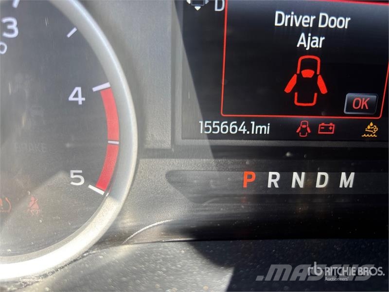 Ford F-350 XL 4x4 Crew Cab Pickup Other