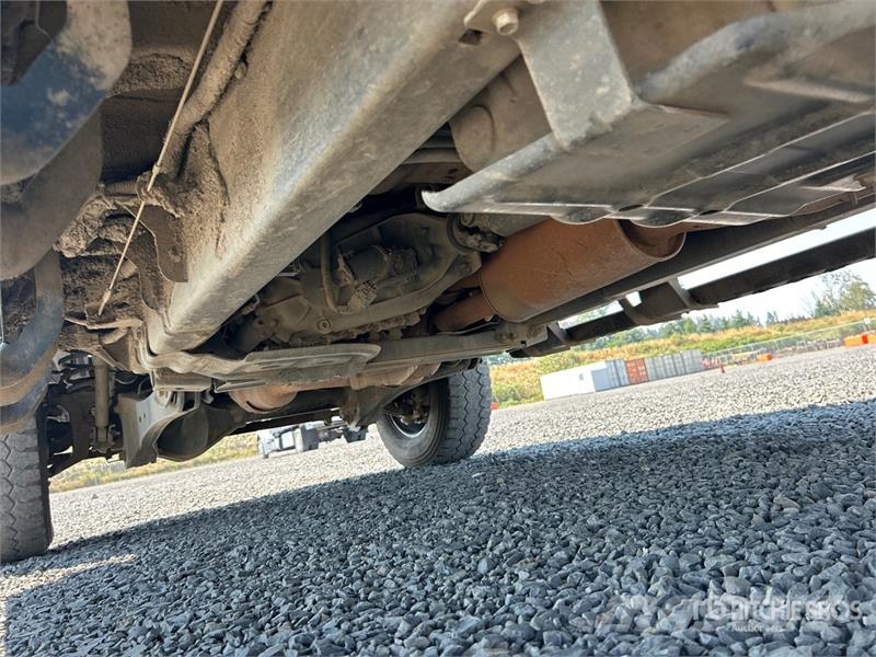 Ford F-350 XL 4x4 Extended Cab Pickup 其他