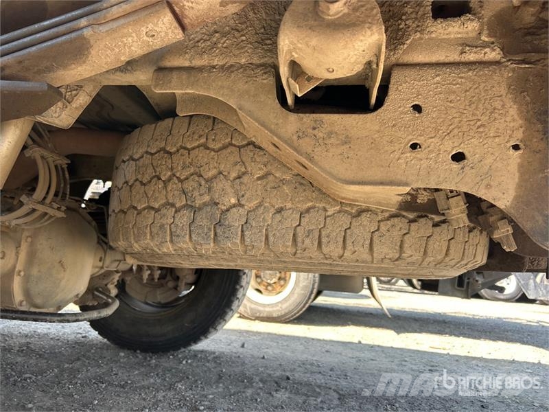 Ford F-350 XL 4x4 Extended Cab Pickup 其他