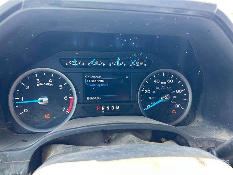 Ford F-350 XL 4x4 Extended Cab Pickup 其他