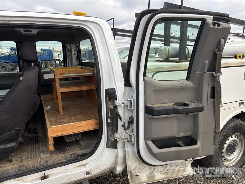 Ford F-350 XL 4x4 Extended Cab Utility Truck Pick up/Dropside