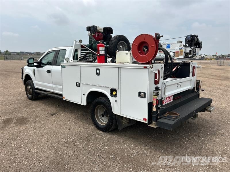 Ford F-350 XL 4x4 Extended Cab Service Truck Vehículos municipales multiusos