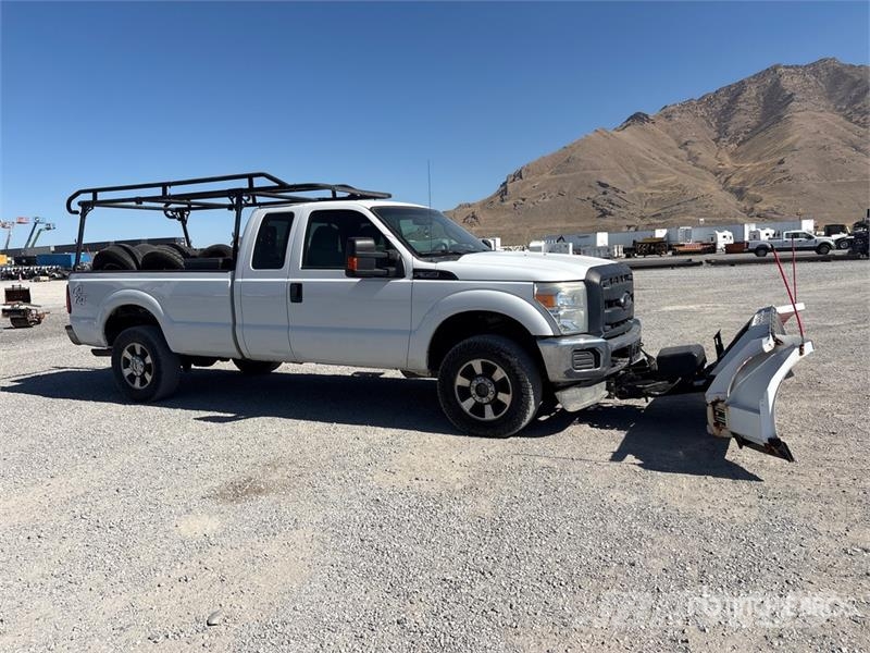 Ford F-350 XL 4x4 Extended Cab Pickup Άλλα Vans